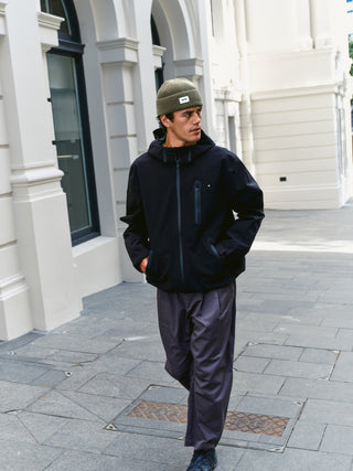 MENS INFINITYTECH STORMSHELL BLACK