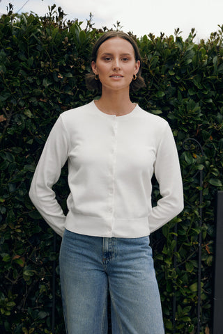 CLASSIC BUTTON UP CARDIGAN CHALK