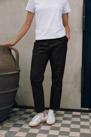CLASSIC SLIM ANKLE PANT BLACK