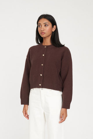 ELLE CROP CARDIGAN CHESTNUT