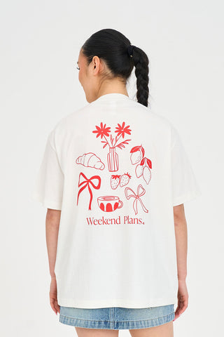 RELAX TEE 220/WEEKEND PLANS CHALK